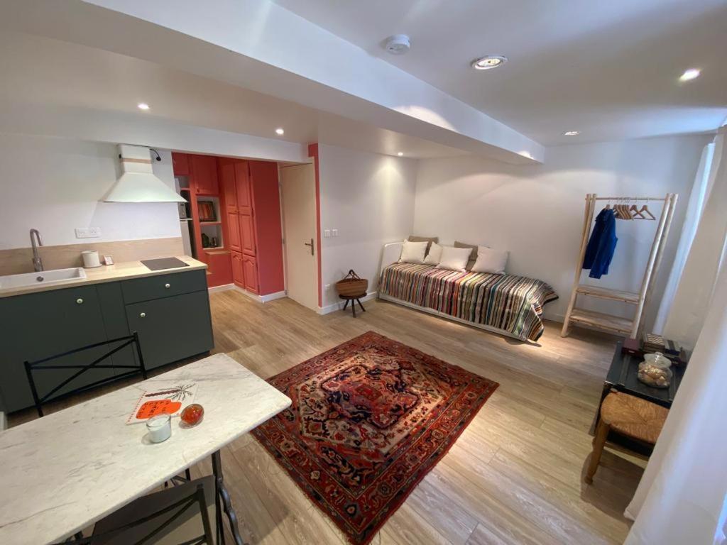 3 Studios Hyeres - Centre Ville Rue Pietonne - Manon Bagian luar foto